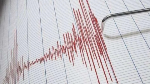 Ege'de korkutan deprem