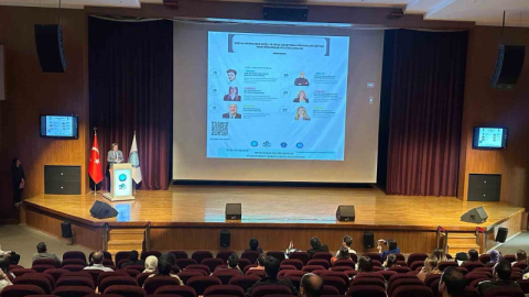 50. yılda 50 katılımcı ile akademik buluşma