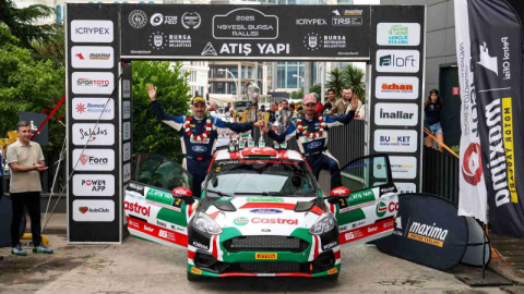 Castrol Ford Team Türkiye, Yeşil Bursa Rallisi’nde Markalar Kupası’nı kazandı