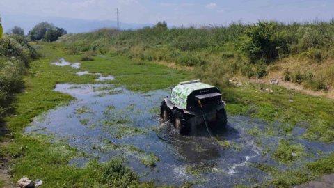 Bursa’da sinekle mücadele tüm hızıyla sürüyor