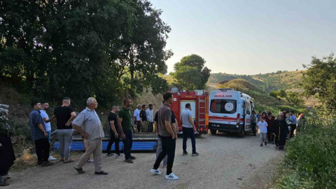Römorkun altında kalan çocuk yaralandı