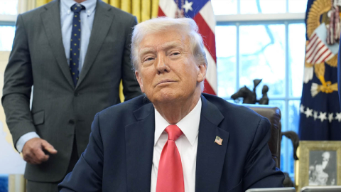 Trump bekleme listesini açtı