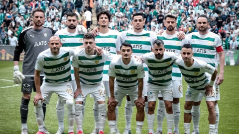 Bursaspor'da vedalar başladı