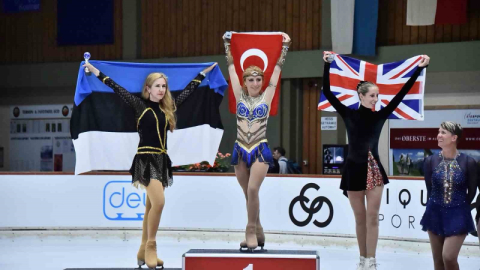 Naz Arıcı, dünya şampiyonu oldu