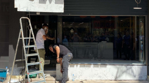 İzmit’te kuyumcu soygunu iddiası: "Altın ve paralarla yurt dışına kaçtı"