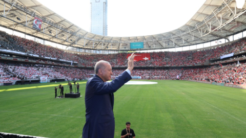 Cumhurbaşkanı Erdoğan, “Milletimizin hasretini çektiği büyük ve güçlü Türkiye’ye ulaşmamıza çok az kaldı” dedi