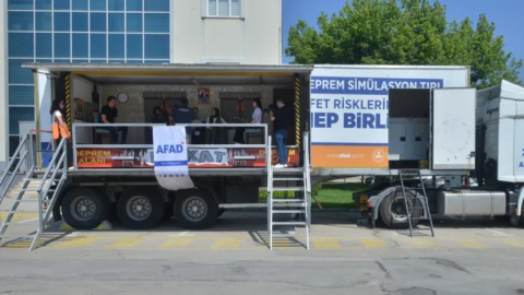 BUSKİ çalışanlarına deprem eğitimi