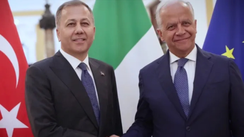 İçişleri Bakanı Yerlikaya, Roma'da İtalyan mevkidaşıyla görüştü