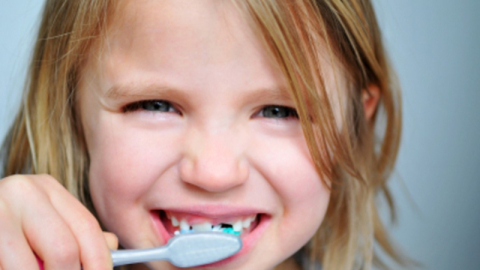Çocukların diş sağlığı için dikkat edilmesi gerekenler