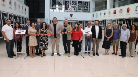 Türkiye'nin en büyük ipek sergisi Bursalılarla buluştu