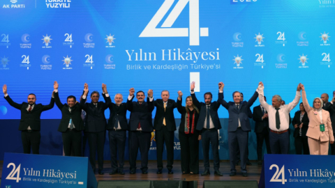 9 belediye başkanı AK Parti’ye katıldı