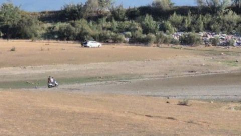 Onlarca yıldır kullanılan gölet kurudu