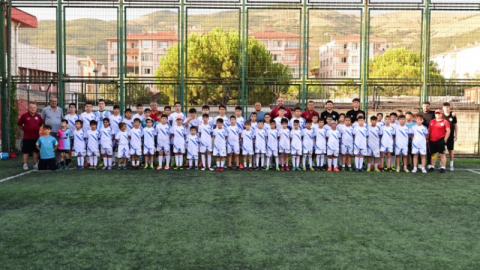 Gemlik'te yaz tatili sporla değerlendiriliyor