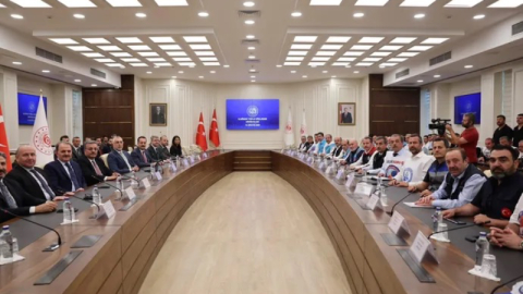 Hükümet yeni zam teklifini sundu