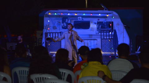 “Karavan Tiyatro“ Bursalılarla buluştu