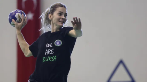 Bursa Büyükşehir'in hentbolcuları yeni sezonda iddialı