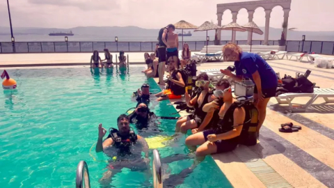 Gemlik'teki yaz kampı sportif etkinliklerle geçiyor