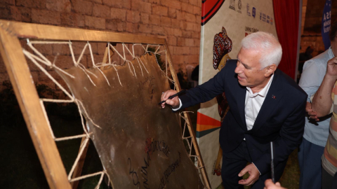 Karagöz, doğduğu şehirde yaşıyor