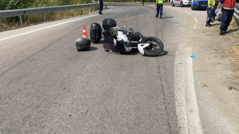 İnegöl'de motosiklet bariyerlere çarptı, sürücü öldü
