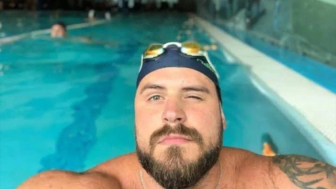 Rus yüzücü İstanbul Boğazı'nda kayboldu