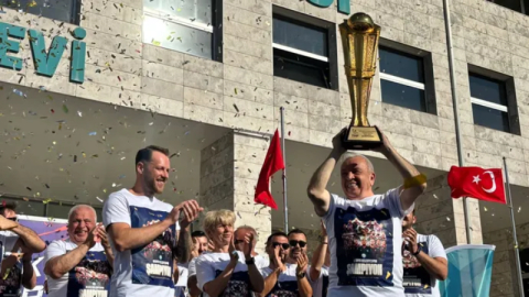 Nilüfer Belediyespor hentbolda tarih yazdı!