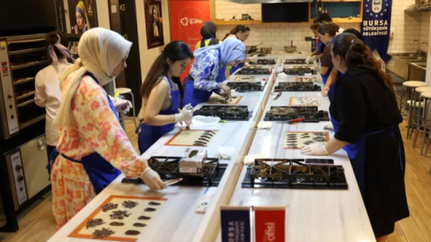 Büyükşehir'den kadınlara destek