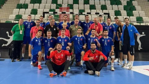 Nilüferli hentbolcular yeni sezona galibiyetle başladı