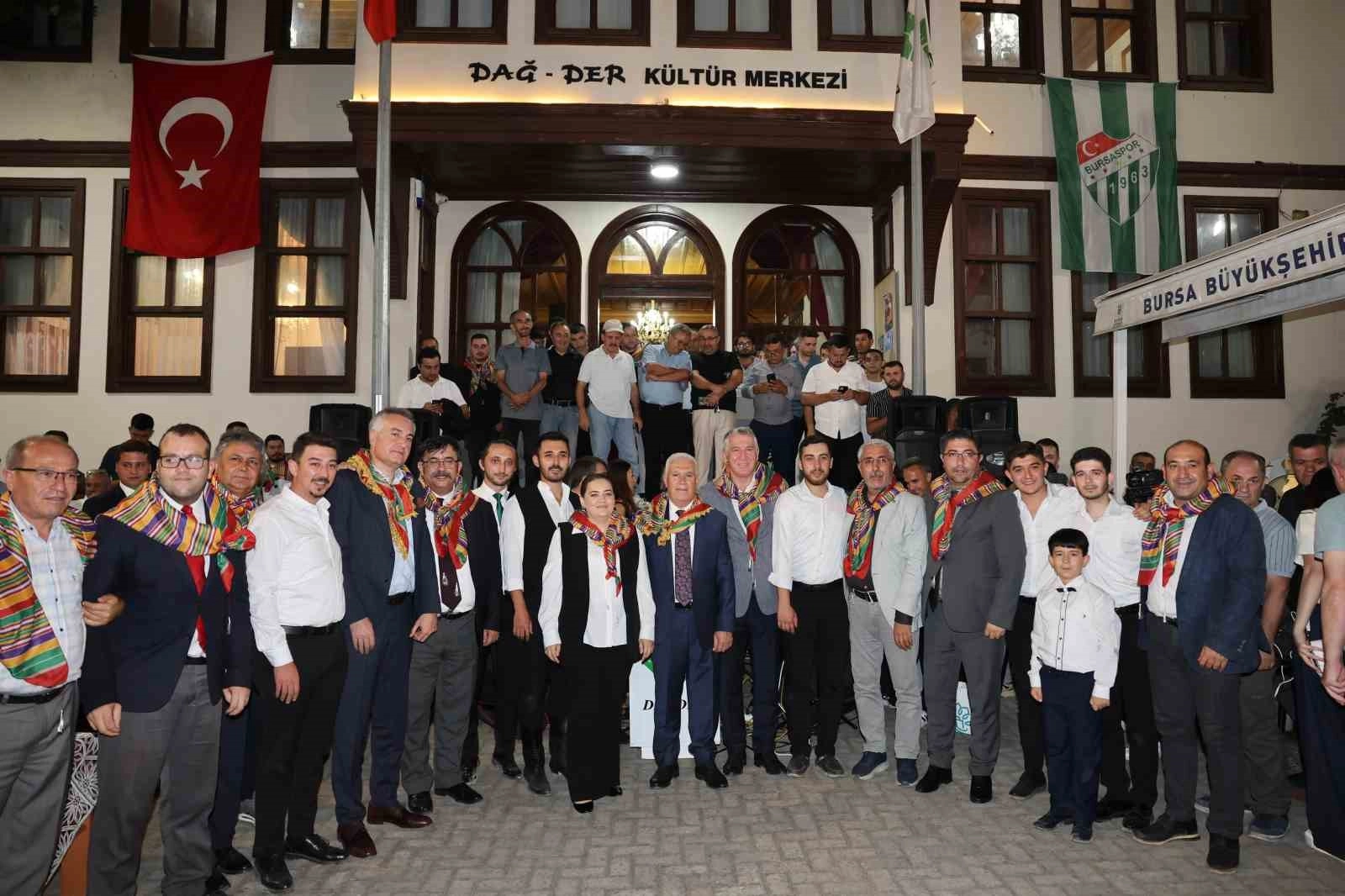 Başkan Bozbey’den gençlere güvence
