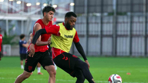 Samsunspor Konferans Ligi listesini açıkladı