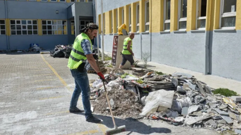 Okullara Bursa Büyükşehir dokunuşu