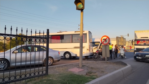 Bursa’da işci servisi ile yolcu minibüsü çarpıştı