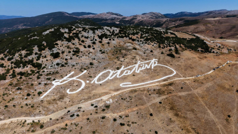 Dünyanın en büyük Atatürk imzası yenilendi