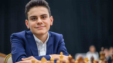 Ediz Gürel, dünya şampiyonu Gukesh’i mağlup etti