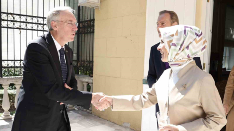 Bakan Göktaş, Frankofon Büyükelçiler ile bir araya geldi