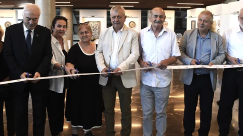 Osmangazi’de “Emeklilikten Bugüne Çini Sergisi” açıldı