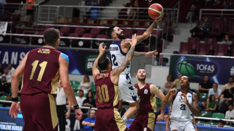 Cevat Soydaş Basketbol Turnuvası'nda ilk gün tamamlandı