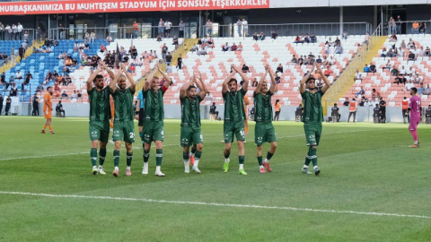 Mustafa Bozbey Bursaspor'u tebrik etti