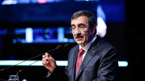 Cevdet Yılmaz: "İngiltere, Kanada ve Avustralya, Filistin Devleti’ni tanıyarak önemli bir adım atmışlardır"