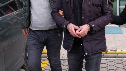 Bursa merkezli FETÖ operasyonunda 5 gözaltı