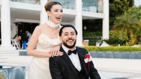 Robert Türk, Shahnoza Glidewell ile evlendi