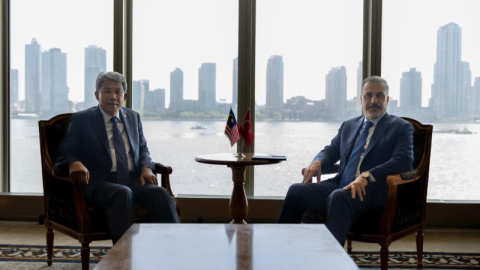 Bakan Fidan, Malezya Dışişleri Bakanı Mohamad Hasan ile bir araya geldi