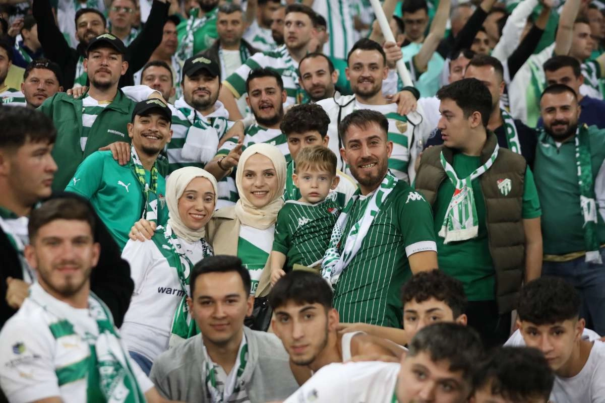 (FOTO GALERİ) Bursaspor-Isparta 32 Spor Taraftar Fotoğrafları-1