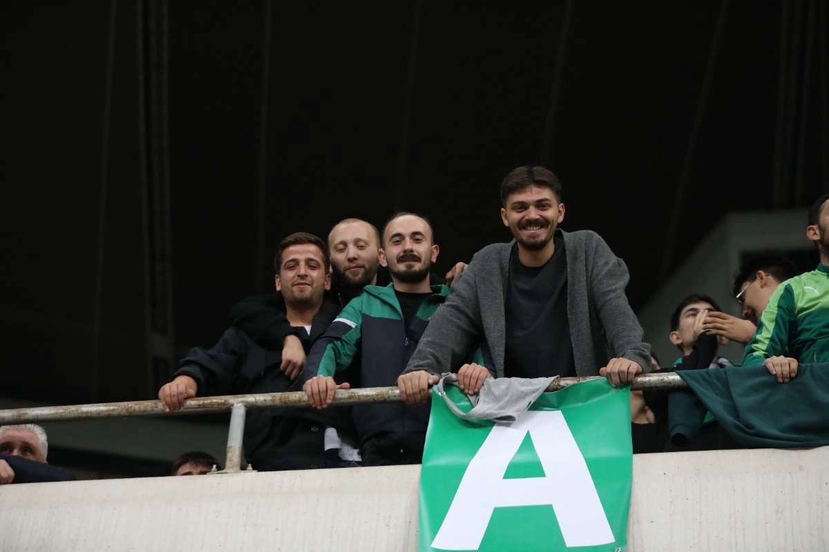 (FOTO GALERİ) Bursaspor-Isparta 32 Spor Taraftar Fotoğrafları-1