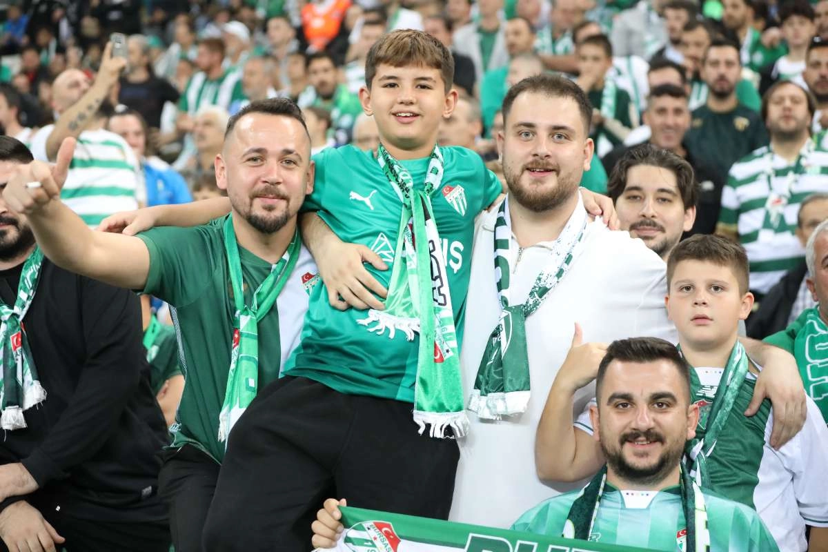 (FOTO GALERİ) Bursaspor-Isparta 32 Spor Taraftar Fotoğrafları-1