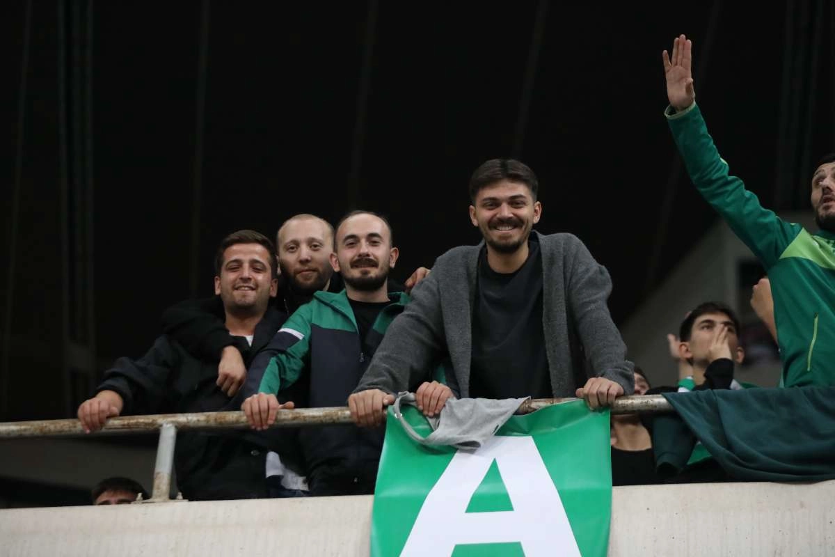 (FOTO GALERİ) Bursaspor-Isparta 32 Spor Taraftar Fotoğrafları-1