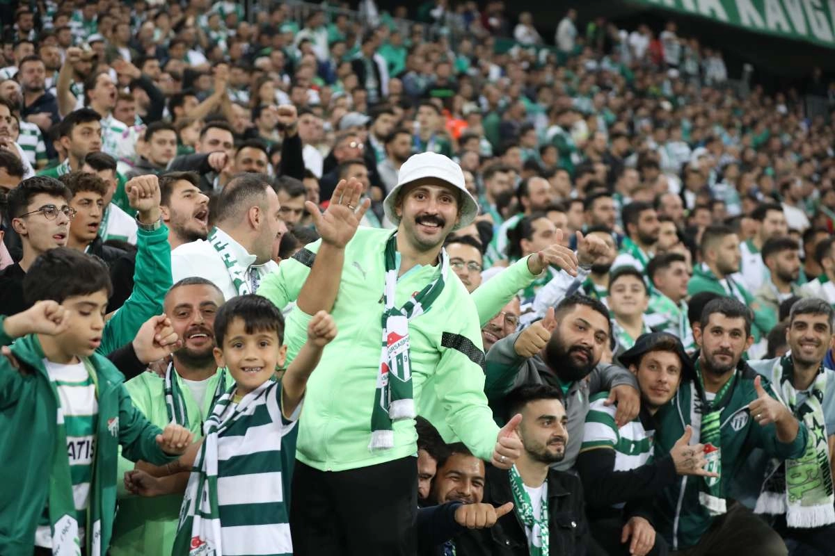 (FOTO GALERİ) Bursaspor-Isparta 32 Spor Taraftar Fotoğrafları-1