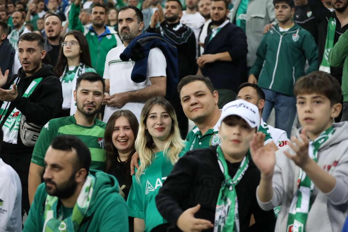 (FOTO GALERİ) Bursaspor-Isparta 32 Spor Taraftar Fotoğrafları-1