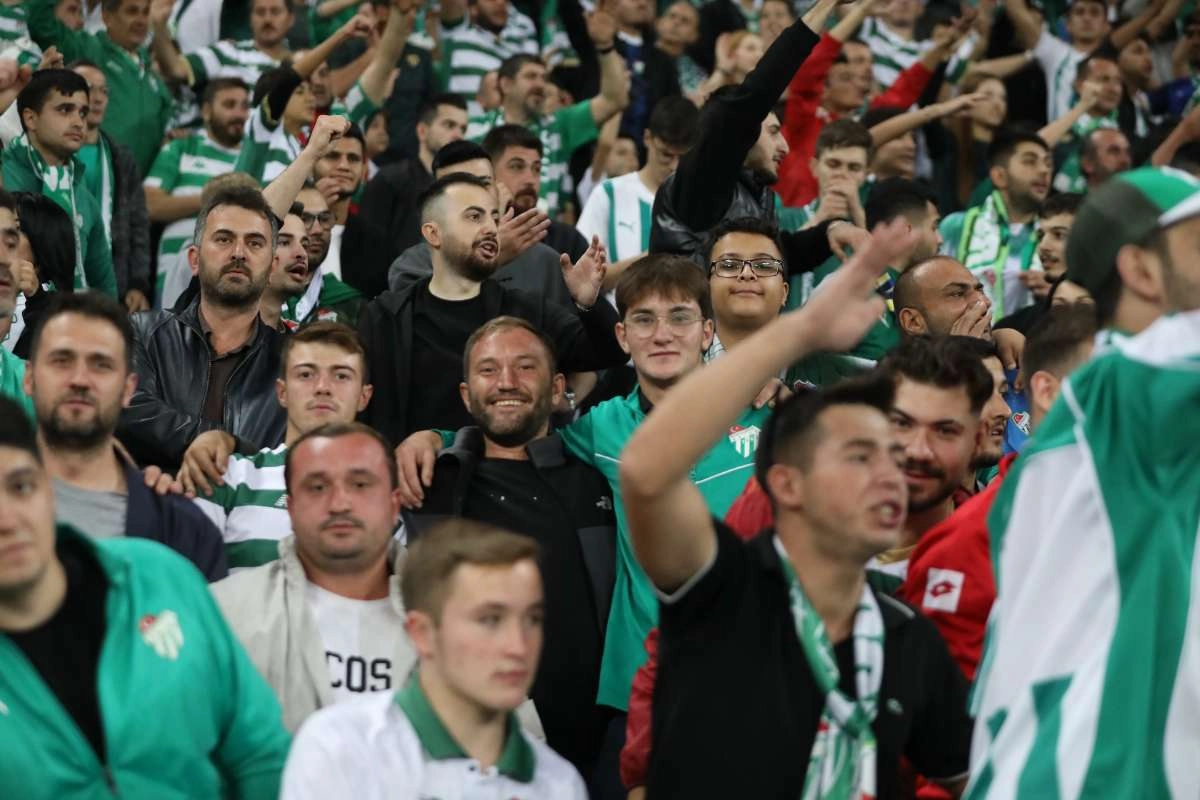 (FOTO GALERİ) Bursaspor-Isparta 32 Spor Taraftar Fotoğrafları-1