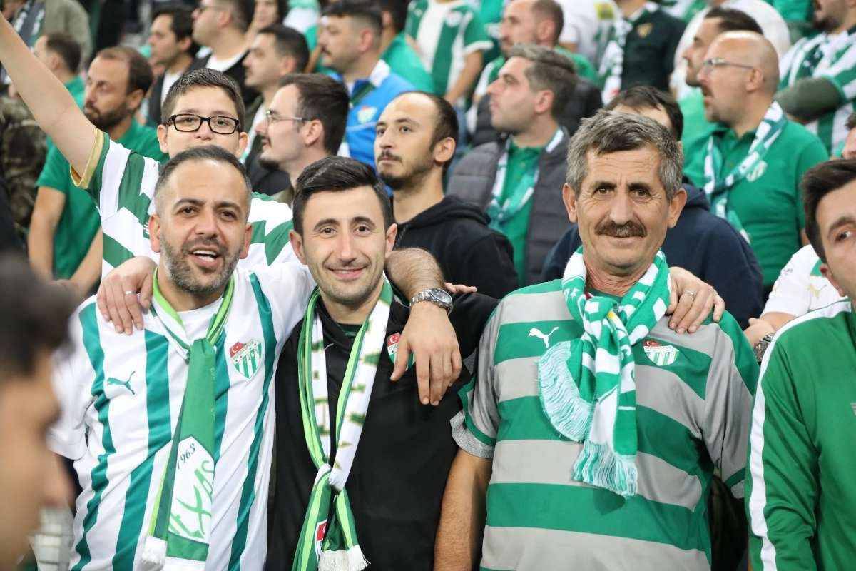(FOTO GALERİ) Bursaspor-Isparta 32 Spor Taraftar Fotoğrafları-1