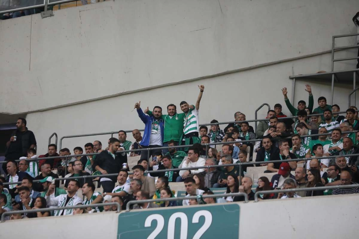 (FOTO GALERİ) Bursaspor-Isparta 32 Spor Taraftar Fotoğrafları-1